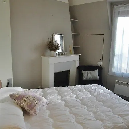 Cute Nest In Marais District